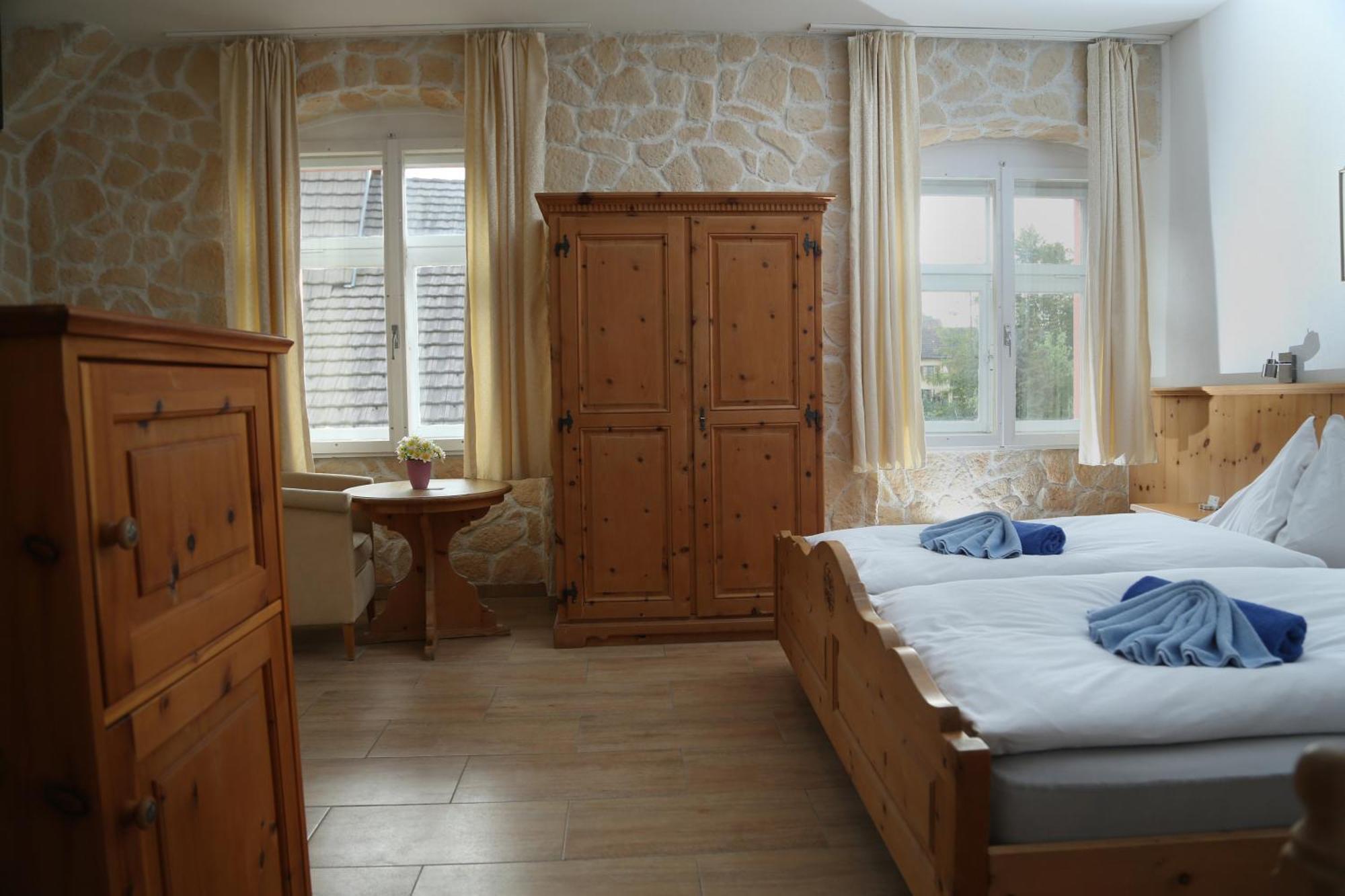 Gasthof Adler Frick Rum bild